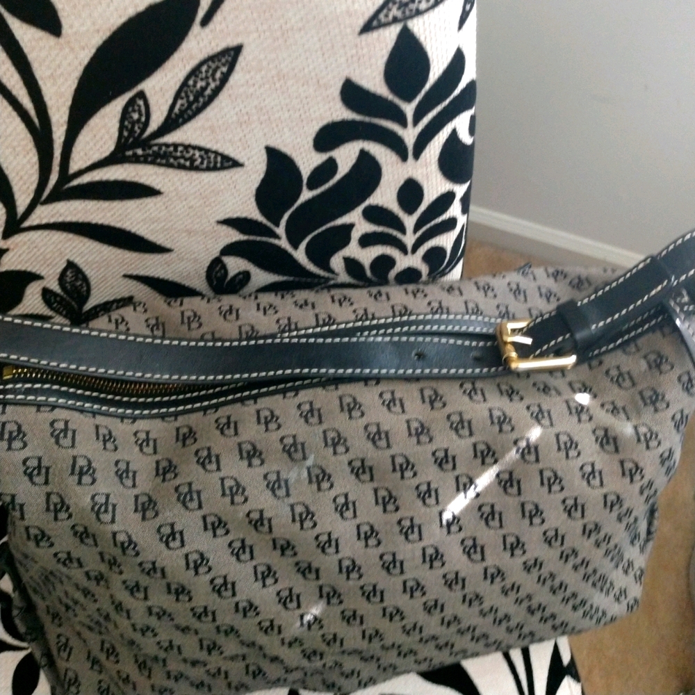 Handbag